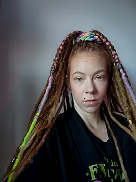 LucidLucy online show from 09.19.25