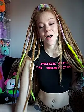 LucidLucy online show from 10.03.25