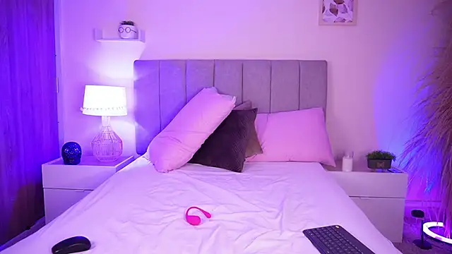 curvyliciousss online show from 01.13.25