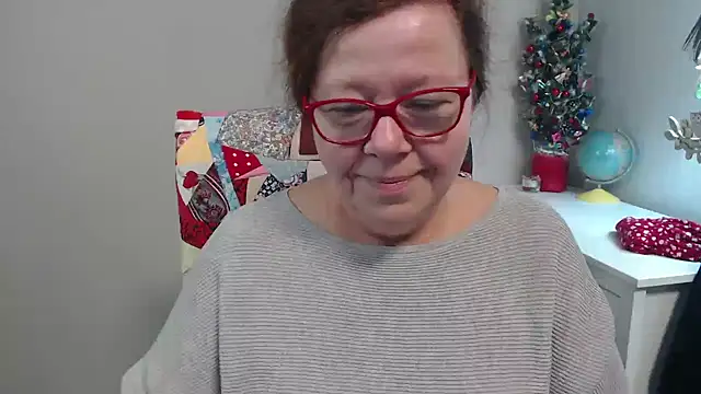 Snapshot of Adelewildx chatting on 01.07.25 Adelewildx online show from 01.07.25