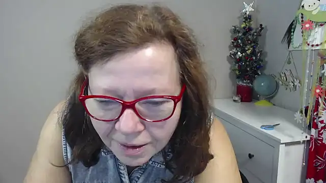 Snapshot of Adelewildx chatting on 01.16.25 Adelewildx online show from 01.16.25