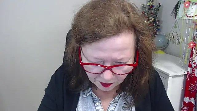 Snapshot of Adelewildx chatting on 01.16.25 Adelewildx online show from 01.16.25
