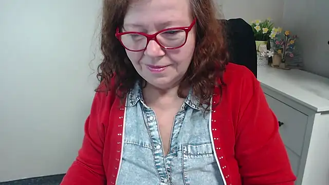 Snapshot of Adelewildx chatting on 02.12.25 Adelewildx online show from 02.12.25