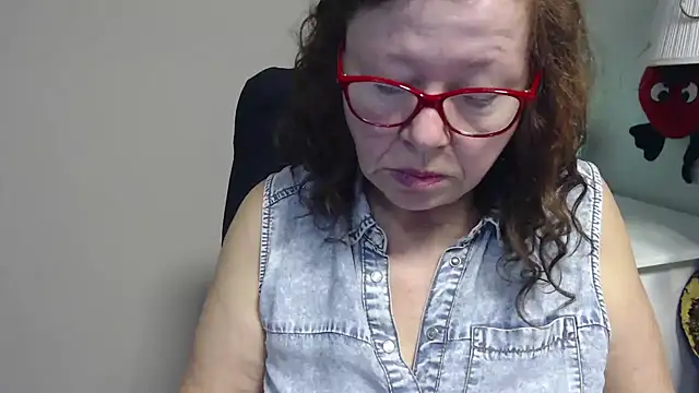 Snapshot of Adelewildx chatting on 03.12.25 Adelewildx online show from 03.12.25