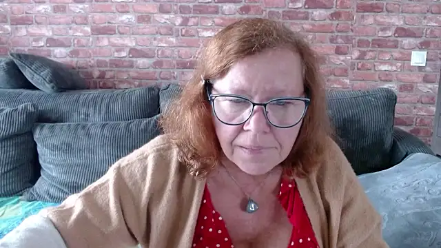 Snapshot of Adelewildx chatting on 09.14.25 Adelewildx online show from 09.14.25
