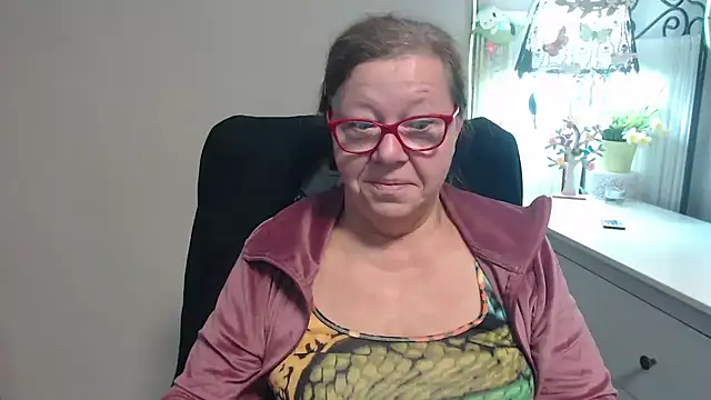 Snapshot of Adelewildx chatting on 09.23.25 Adelewildx online show from 09.23.25