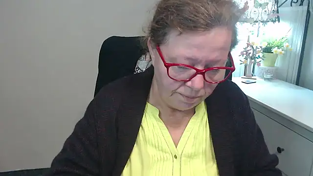 Snapshot of Adelewildx chatting on 09.29.25 Adelewildx online show from 09.29.25