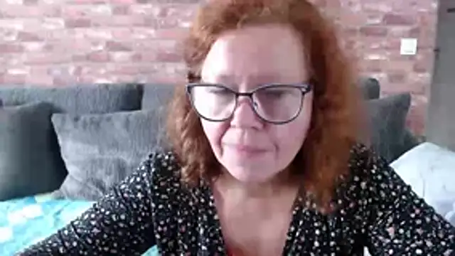 Snapshot of Adelewildx chatting on 10.12.25 Adelewildx online show from 10.12.25