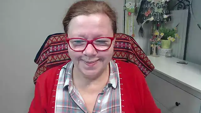 Snapshot of Adelewildx chatting on 10.20.25 Adelewildx online show from 10.20.25