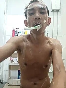 Snapshot of assluv1909 chatting on 09.16.25 assluv1909 online show from 09.16.25