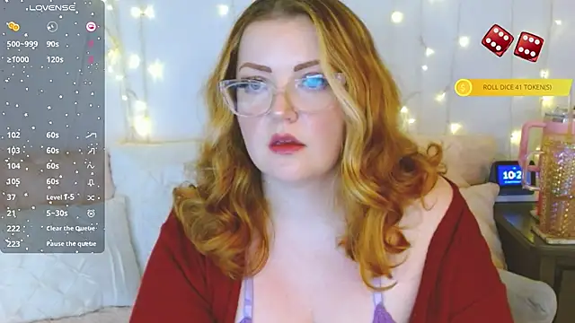 Snapshot of Cateycakes chatting on 02.23.25 Cateycakes online show from 02.23.25