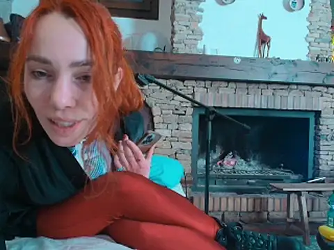 Snapshot of pisswhorelana chatting on 01.25.25 pisswhorelana online show from 01.25.25