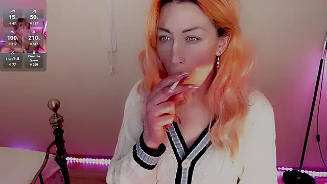 Snapshot of AnnieGOld_ chatting on 01.22.25 AnnieGOld  online show from 01.22.25
