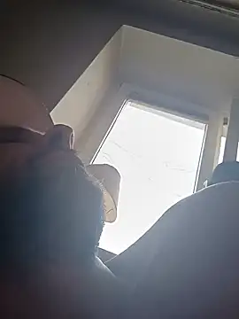 Snapshot of FireFox_Feel chatting on 03.10.25 FireFox Feel online show from 03.10.25