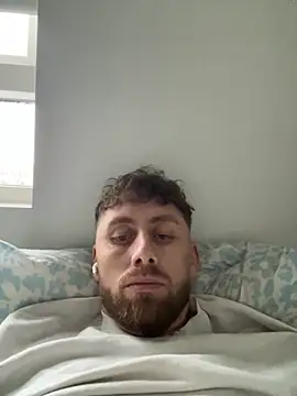 Snapshot of Cata9407 chatting on 11.30.25 Cata9407 online show from 11.30.25