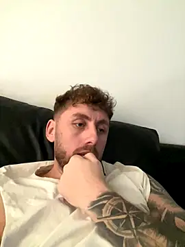 Snapshot of Cata9407 chatting on 12.03.25 Cata9407 online show from 12.03.25