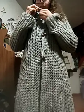 Snapshot of Blulilla69 chatting on 12.27.24 Blulilla69 online show from 12.27.24