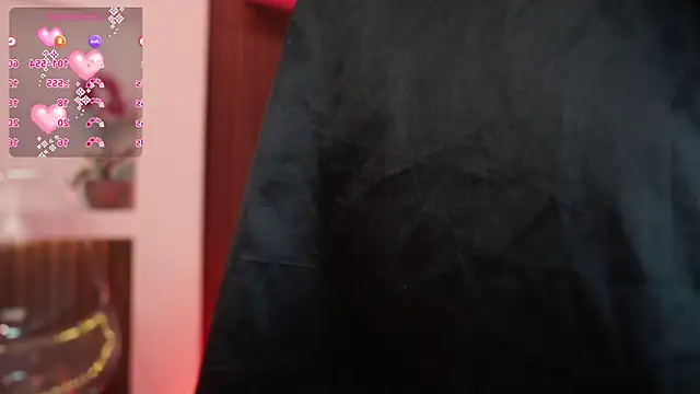 MaddyWattson online show from 10.31.25