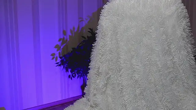 Snapshot of Danielle_Thomas chatting on 03.22.25 Danielle Thomas online show from 03.22.25