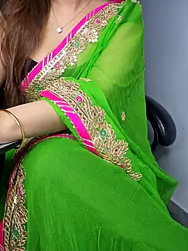 Snapshot of aliyaah_singh chatting on 01.17.25 aliyaah singh online show from 01.17.25