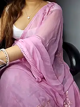 Snapshot of aliyaah_singh chatting on 02.01.25 aliyaah singh online show from 02.01.25