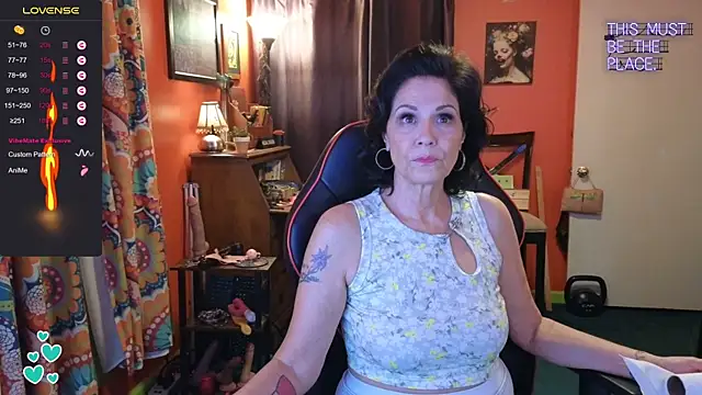 Snapshot of Good-Juju chatting on 09.21.25 Good-Juju online show from 09.21.25