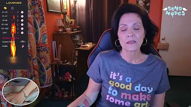 Snapshot of Good-Juju chatting on 10.26.25 Good-Juju online show from 10.26.25