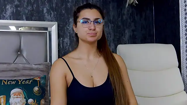 NicolePlay online show from 01.04.25