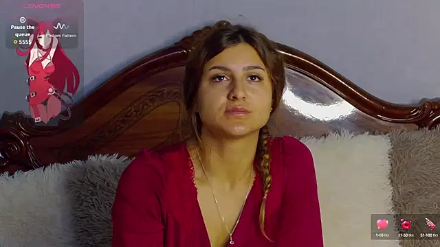 NicolePlay online show from 09.29.25