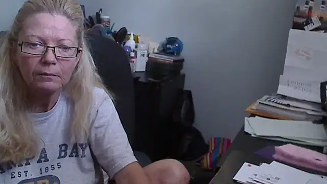 XTRAHORNYONE online show from 01.11.25