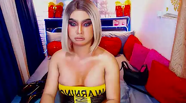 Snapshot of TsGoddessNhicolle chatting on 02.01.25 TsGoddessNhicolle online show from 02.01.25