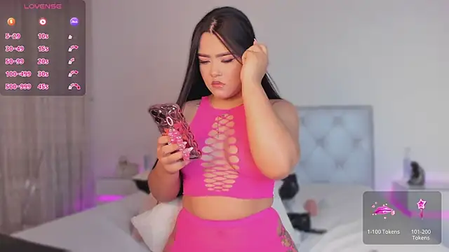 sophy champagne online show from 03.14.25