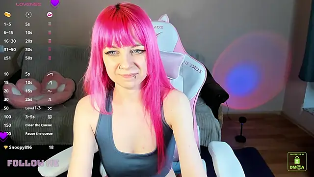 Snapshot of AmyRose6969 chatting on 02.18.25 AmyRose6969 online show from 02.18.25