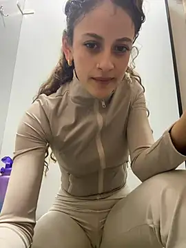 Snapshot of alana15 chatting on 03.02.25 alana15 online show from 03.02.25