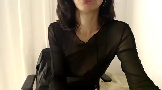 Snapshot of LadyJoanX chatting on 02.12.25 LadyJoanX online show from 02.12.25