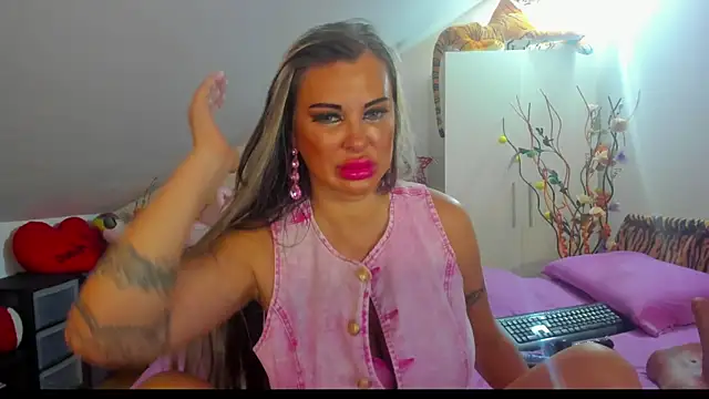 Raffaelababy online show from 09.15.25