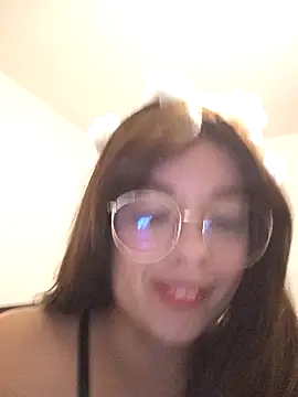 Snapshot of NinaSweet2 chatting on 12.12.24 NinaSweet2 online show from 12.12.24