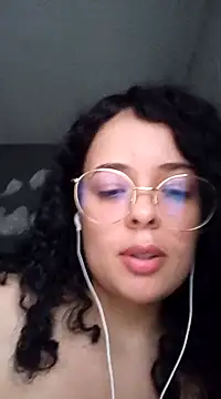 Snapshot of NinaSweet2 chatting on 03.12.25 NinaSweet2 online show from 03.12.25