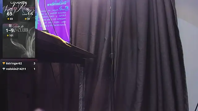 Snapshot of GraceElizabeth_ chatting on 12.12.24 GraceElizabeth online show from 12.12.24