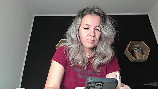 Snapshot of Alesys69 chatting on 09.28.25 Alesys69 online show from 09.28.25