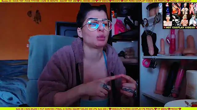 Snapshot of cuminmenowbbyx chatting on 01.13.25 cuminmenowbbyx online show from 01.13.25
