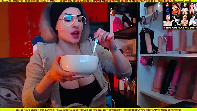 Snapshot of cuminmenowbbyx chatting on 02.03.25 cuminmenowbbyx online show from 02.03.25