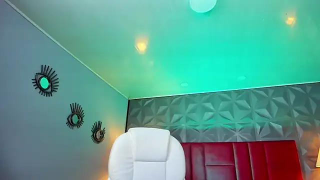 Snapshot of Sabrina_Sabrock_ chatting on 01.22.25 Sabrina Sabrock  online show from 01.22.25