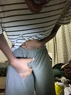 Snapshot of lucky_dicks143 chatting on 11.01.25 lucky dicks143 online show from 11.01.25