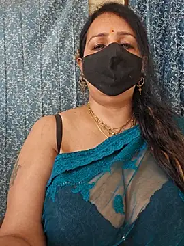 cute-tanvi online show from 03.19.25