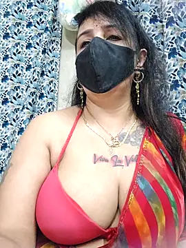 cute-tanvi online show from 10.15.25