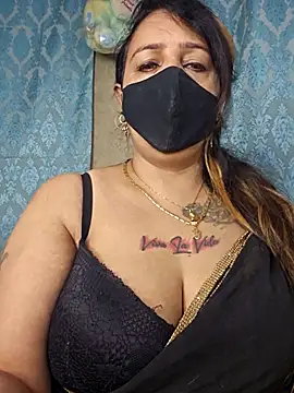 cute-tanvi online show from 12.05.25