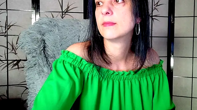  Sweetlonglips  online show from 11.20.25