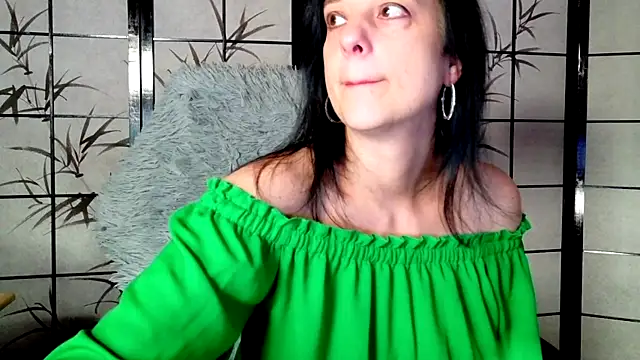  Sweetlonglips  online show from 12.04.25