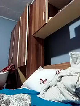 Snapshot of Rolandxxxr chatting on 02.23.25 Rolandxxxr online show from 02.23.25